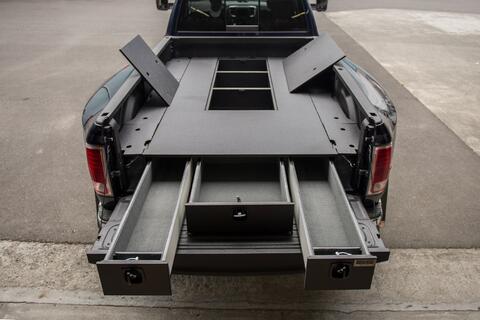 Truck bed tool box with gooseneck deals