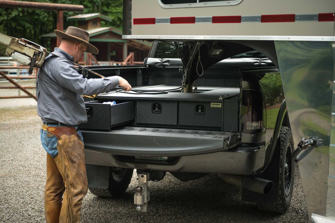 Pickup Solutions | TruckVault