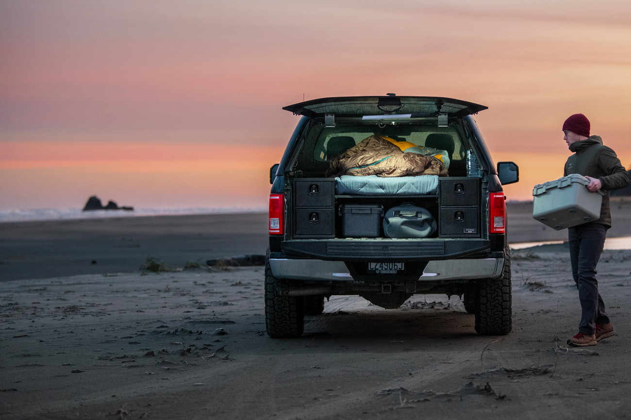 Base Camp Truck Camping 