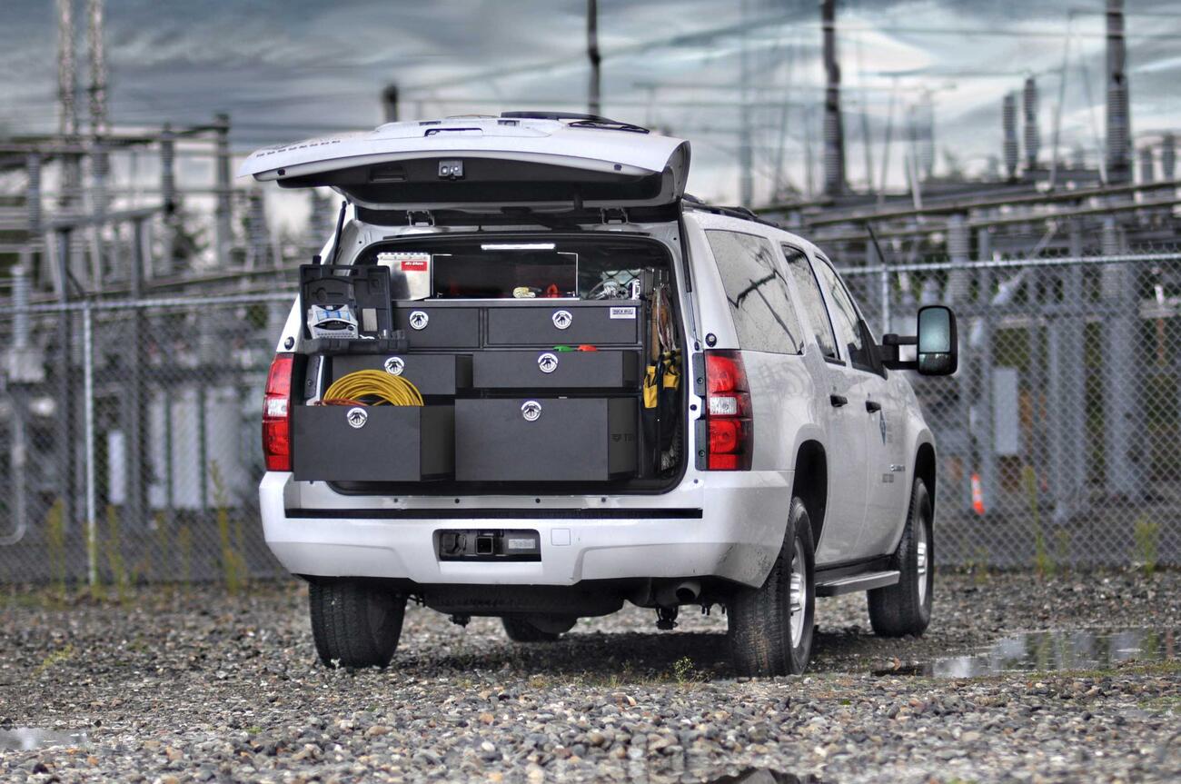 SUVseries_ResponderLine_CustomCommandCenter_2011_Chevy_Suburban_PugentSoundEnergy1.jpg Thumbnail